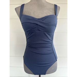NipTuck Textured Navy One-Piece Swimsuit with Sweetheart Neckline Sz 4 NWT